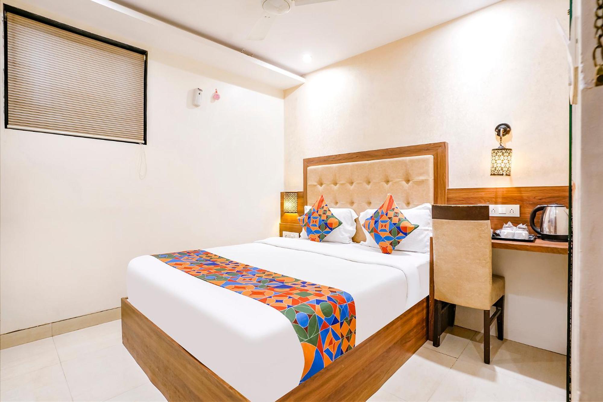 Fabhotel Amber Palace - Nr Fort & Csmt Station Mumbai  Buitenkant foto