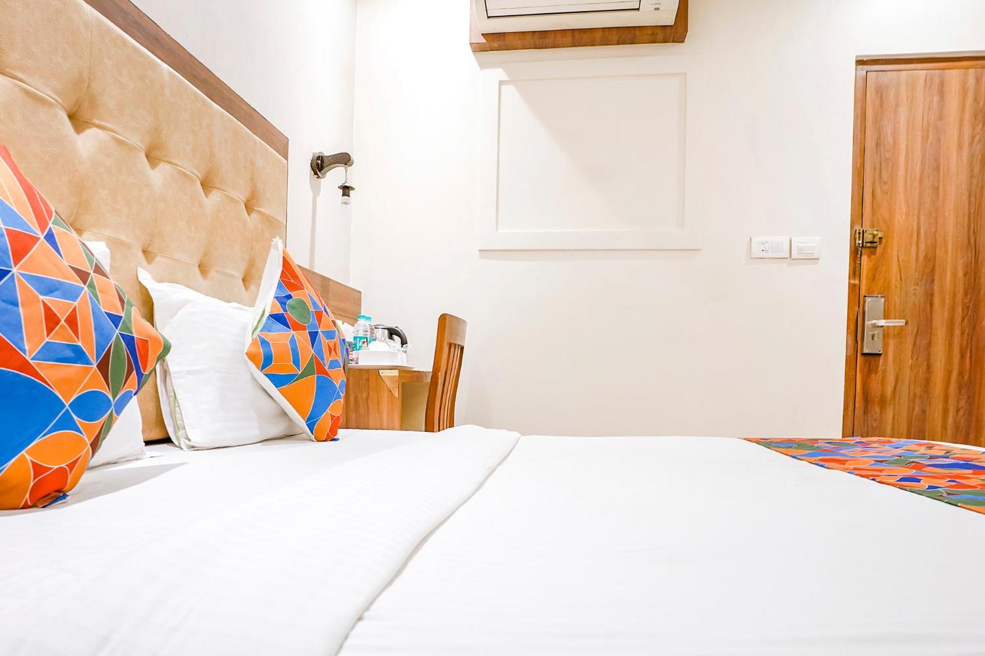 Fabhotel Amber Palace - Nr Fort & Csmt Station Mumbai  Buitenkant foto