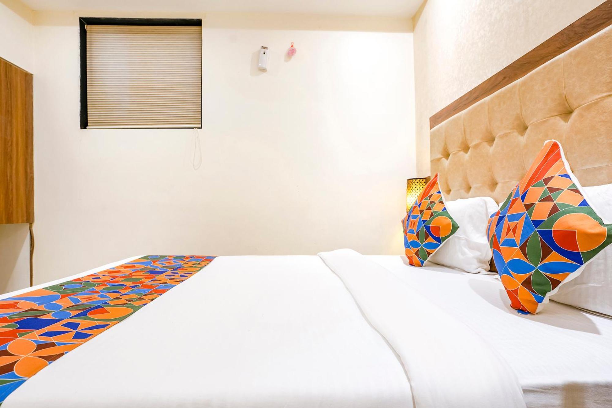 Fabhotel Amber Palace - Nr Fort & Csmt Station Mumbai  Buitenkant foto